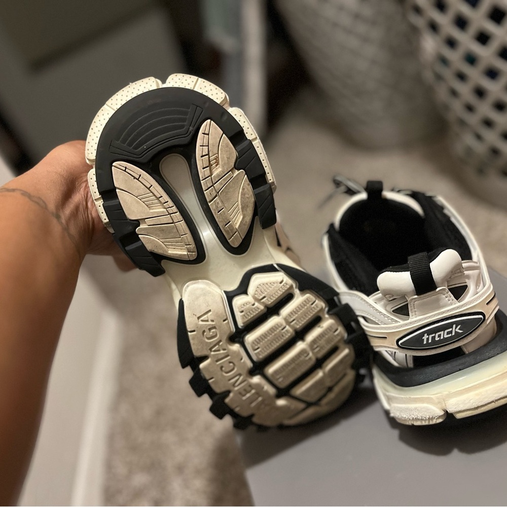 Balenciagas Track Faded Sneakers - Picture 4 of 12